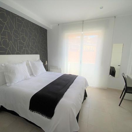 Hostal Somnis Suria Dış mekan fotoğraf