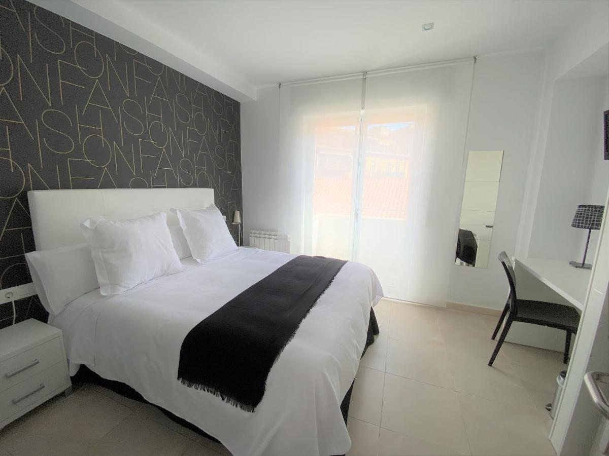 Hostal Somnis Suria Dış mekan fotoğraf