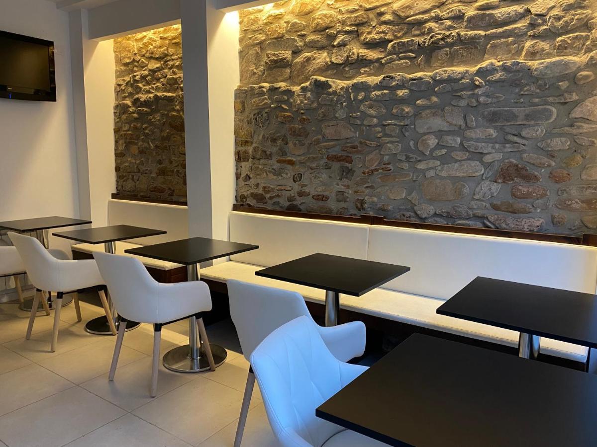 Hostal Somnis Suria Dış mekan fotoğraf